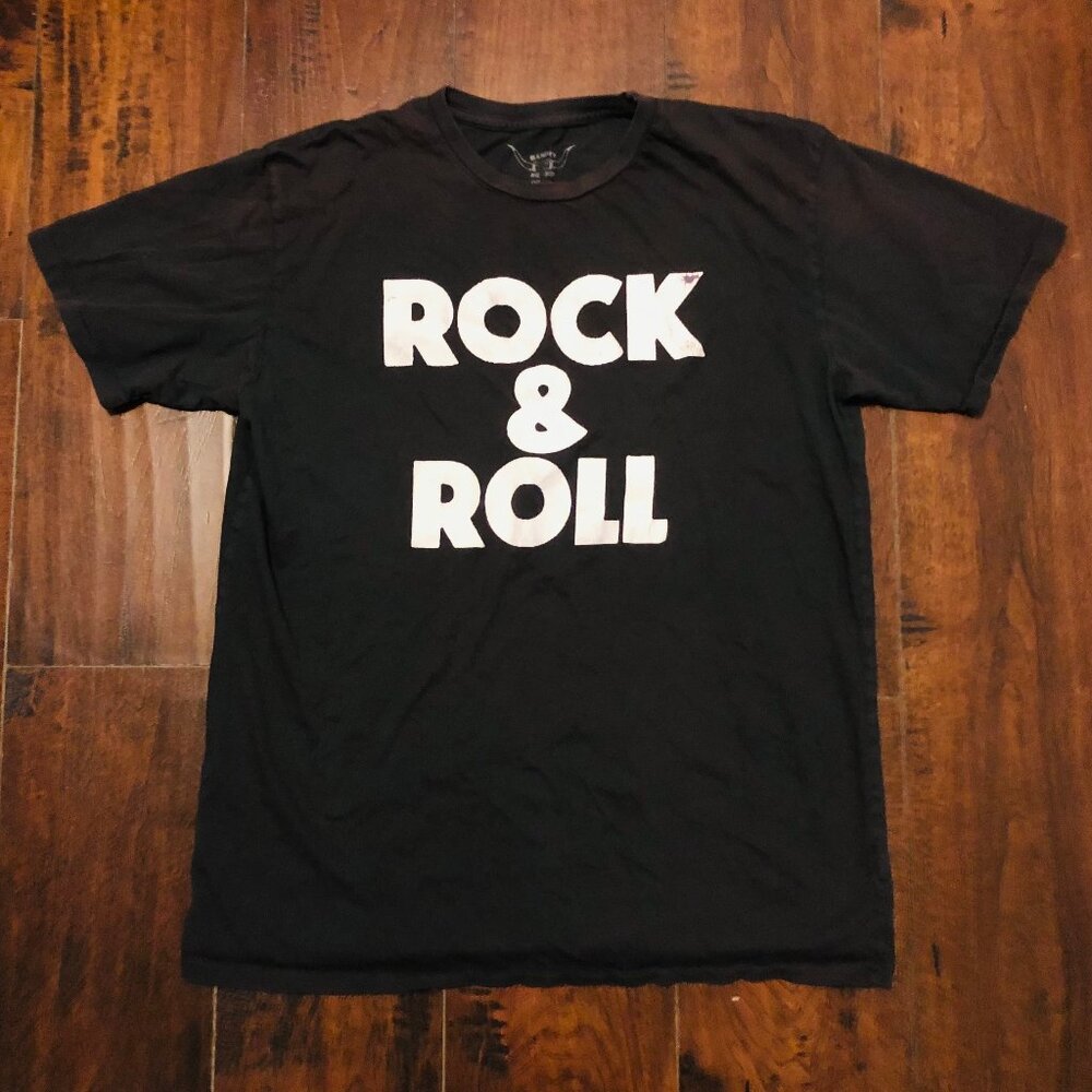 VINTAGE ROCK N ROLL T-SHIRT